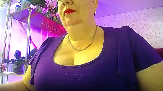  Sweet Woman online show from 04/11/26, 11:36