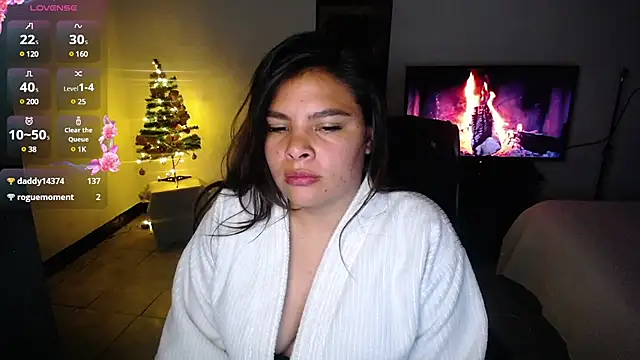 Snapshot of goddess_valXX chatting on 12/05/24, 10:55 goddess valXX online show from 12/05/24, 10:55