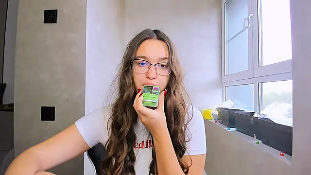 Snapshot of fancy_bunny chatting on 09/22/25, 06:26 fancy bunny online show from 09/22/25, 06:26