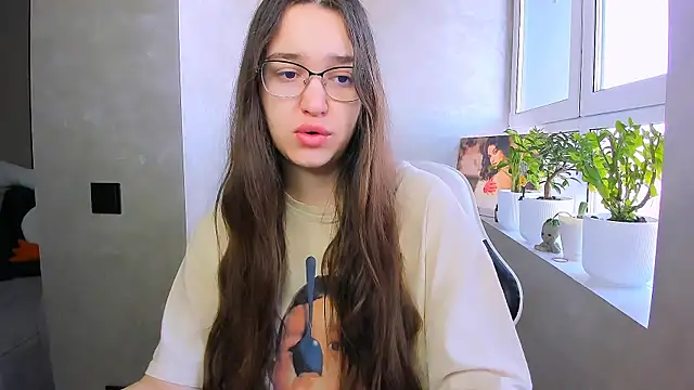 fancy bunny online show from 04/01/26, 06:25