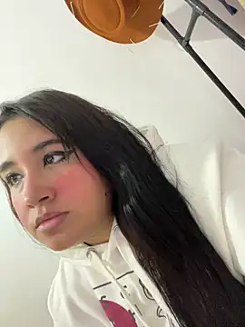 melyescobar online show from 02/03/25, 12:03