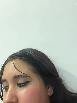 melyescobar online show from 02/05/25, 03:09