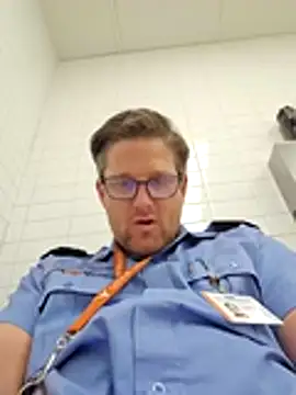 mneuertxh online show from 02/18/26, 04:25