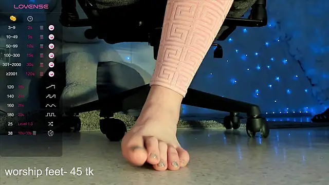 AliceSunday online show from 12/22/24, 11:22