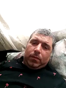 Snapshot of Bozaka_86 chatting on 04/16/26, 03:02 Bozaka 86 online show from 04/16/26, 03:02