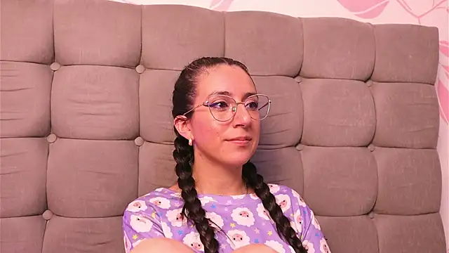 Sweet Sammy  online show from 11/20/25, 04:01