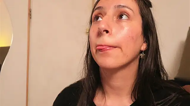 Sweet Sammy  online show from 03/05/26, 07:54