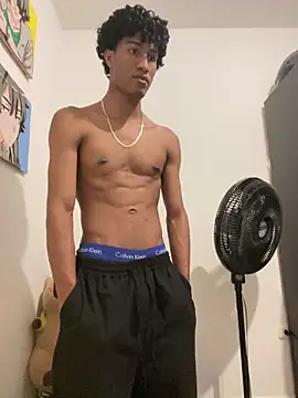 Masterikee online show from 01/01/25, 01:04