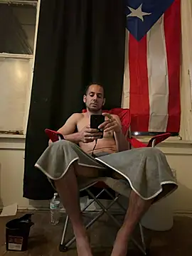 Snapshot of freakyPR chatting on 07/11/26, 06:16 freakyPR online show from 07/11/26, 06:16