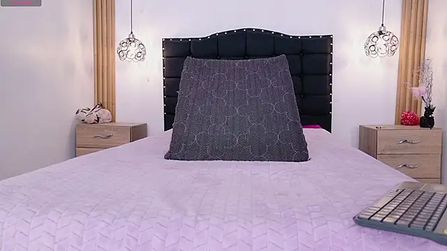 FULL TENTATION  online show from 03/25/26, 06:41