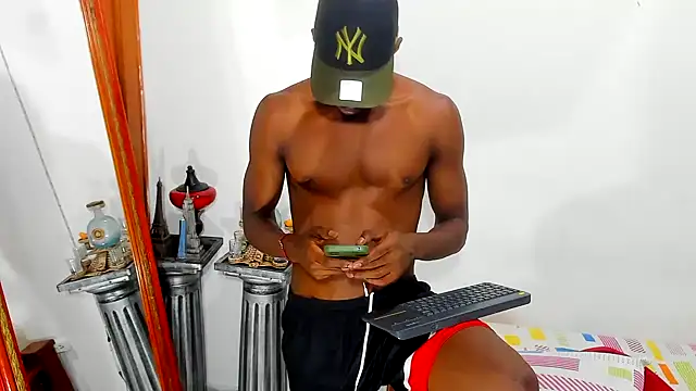 Snapshot of Darick_brown chatting on 03/08/25, 08:35 Darick brown online show from 03/08/25, 08:35