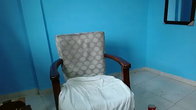 Snapshot of Darick_brown chatting on 11/24/25, 04:07 Darick brown online show from 11/24/25, 04:07