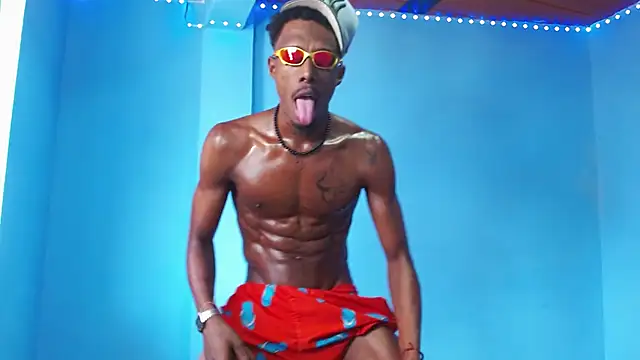 Snapshot of Darick_brown chatting on 12/03/25, 05:33 Darick brown online show from 12/03/25, 05:33