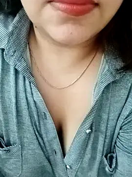 Naughty-Trisha online show from 09/12/25, 08:47