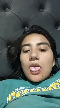 Snapshot of Hellen_Alex chatting on 12/10/24, 12:17 Hellen Alex online show from 12/10/24, 12:17