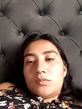 Snapshot of Hellen_Alex chatting on 12/14/24, 07:57 Hellen Alex online show from 12/14/24, 07:57