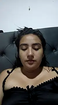 Snapshot of Hellen_Alex chatting on 12/28/24, 03:48 Hellen Alex online show from 12/28/24, 03:48