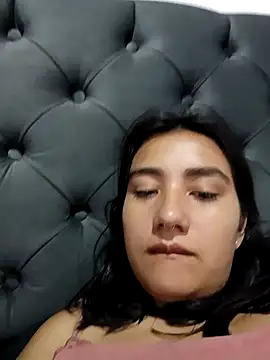 Snapshot of Hellen_Alex chatting on 01/26/25, 02:52 Hellen Alex online show from 01/26/25, 02:52