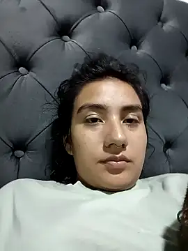 Snapshot of Hellen_Alex chatting on 02/02/25, 06:10 Hellen Alex online show from 02/02/25, 06:10