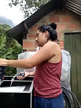 Snapshot of Hellen_Alex chatting on 02/21/25, 02:16 Hellen Alex online show from 02/21/25, 02:16