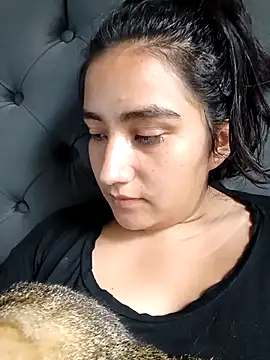 Snapshot of Hellen_Alex chatting on 02/26/25, 05:39 Hellen Alex online show from 02/26/25, 05:39