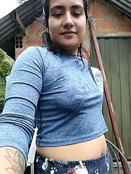 Snapshot of Hellen_Alex chatting on 02/27/25, 03:15 Hellen Alex online show from 02/27/25, 03:15