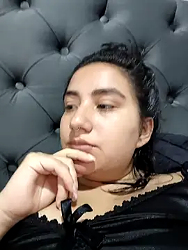 Snapshot of Hellen_Alex chatting on 03/08/25, 02:51 Hellen Alex online show from 03/08/25, 02:51