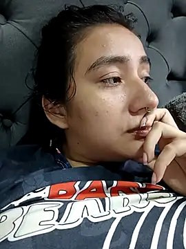 Snapshot of Hellen_Alex chatting on 03/10/25, 06:01 Hellen Alex online show from 03/10/25, 06:01