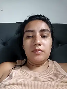 Snapshot of Hellen_Alex chatting on 03/13/25, 02:44 Hellen Alex online show from 03/13/25, 02:44