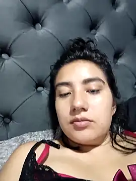 Snapshot of Hellen_Alex chatting on 03/14/25, 01:24 Hellen Alex online show from 03/14/25, 01:24