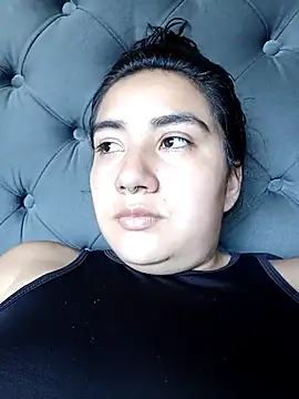 Snapshot of Hellen_Alex chatting on 09/26/25, 04:33 Hellen Alex online show from 09/26/25, 04:33