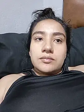 Snapshot of Hellen_Alex chatting on 06/12/26, 02:16 Hellen Alex online show from 06/12/26, 02:16