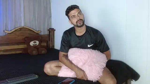 max ashley mds online show from 03/21/25, 12:39