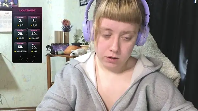 June shy0 online show from 10/04/25, 08:12