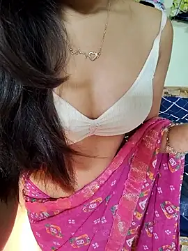 Meenakshi  online show from 11/04/25, 02:21