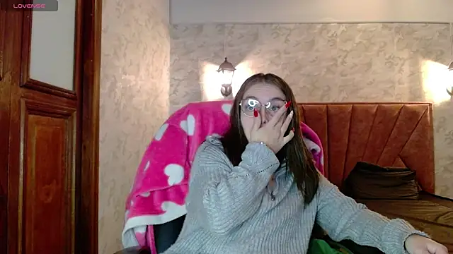  isaabellaa online show from 09/12/25, 12:05