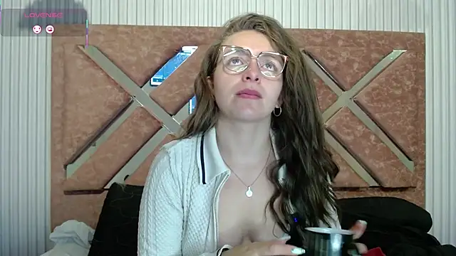  isaabellaa online show from 05/18/26, 01:06