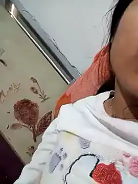 Snapshot of Queen_suman chatting on 01/07/25, 04:08 Queen suman online show from 01/07/25, 04:08