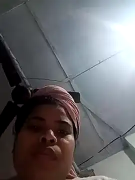 Snapshot of Queen_suman chatting on 02/01/25, 08:18 Queen suman online show from 02/01/25, 08:18