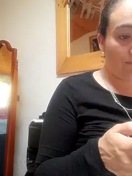 Snapshot of skayhot_ chatting on 12/12/24, 03:48 skayhot online show from 12/12/24, 03:48