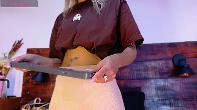 Celeste sanz online show from 02/28/26, 10:05