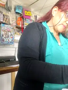 Snapshot of Edged_Hot69 chatting on 02/18/25, 02:06 Edged Hot69 online show from 02/18/25, 02:06