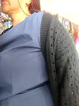 Snapshot of Edged_Hot69 chatting on 03/14/25, 08:17 Edged Hot69 online show from 03/14/25, 08:17