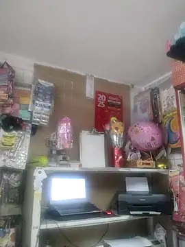 Snapshot of Edged_Hot69 chatting on 10/22/25, 08:30 Edged Hot69 online show from 10/22/25, 08:30