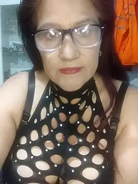 Snapshot of Edged_Hot69 chatting on 11/02/25, 10:01 Edged Hot69 online show from 11/02/25, 10:01