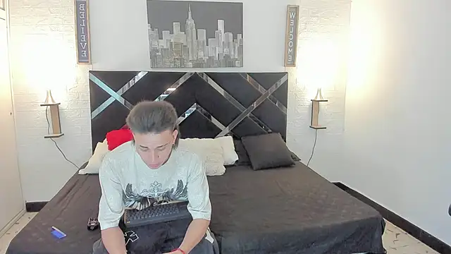 toyboys1 online show from 09/22/25, 03:08