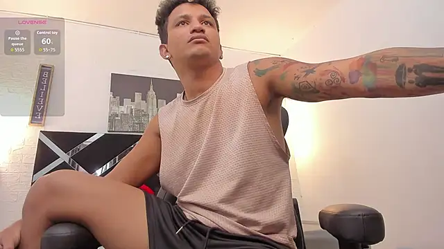 toyboys1 online show from 09/24/25, 03:32