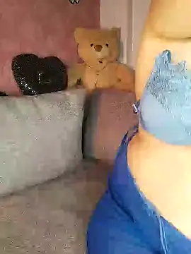 Cat Sharisa online show from 01/22/25, 06:41