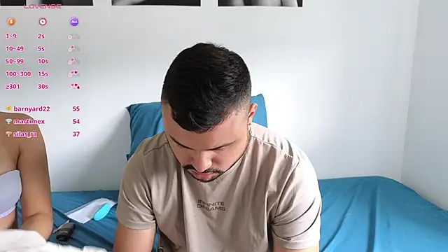 Snapshot of tammyandrade_ chatting on 03/17/25, 06:53 tammyandrade online show from 03/17/25, 06:53