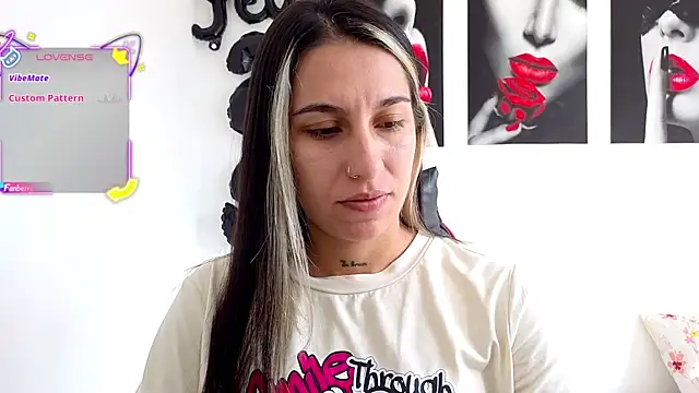 Snapshot of tammyandrade_ chatting on 09/11/25, 02:28 tammyandrade online show from 09/11/25, 02:28